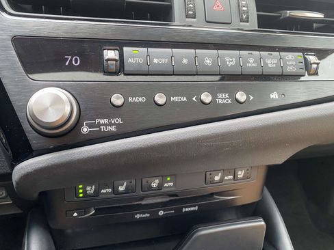 Used 2022 Lexus ES 350 w/ Premium Package FWD image 27