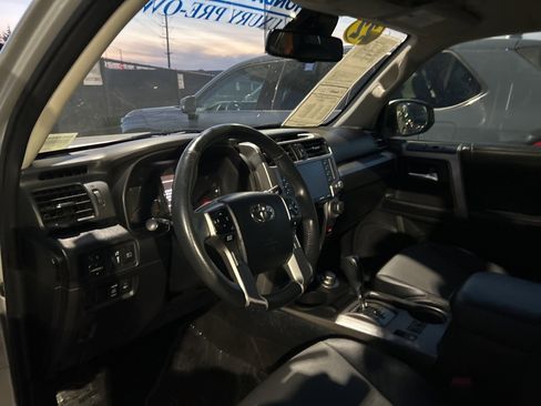 Certified 2022 Toyota 4Runner SR5 Premium image 5