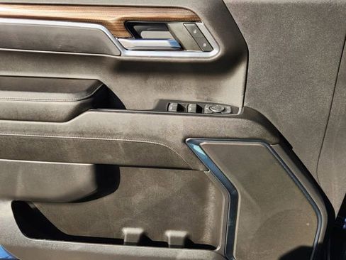 Used 2023 Chevrolet Silverado 1500 LT image 22