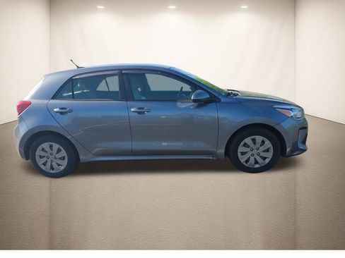 Used 2019 Kia Rio S w/ Technology Package image 3