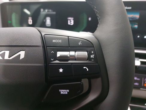 New 2026 Kia Sportage EX image 18