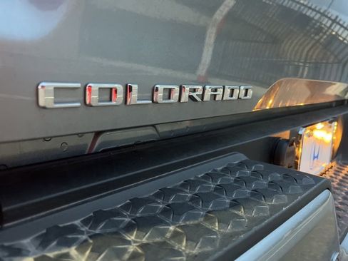 Used 2023 Chevrolet Colorado LT w/ LT Convenience Package III image 8