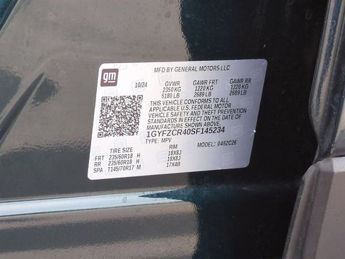 Used 2025 Cadillac XT4 Premium Luxury FWD image 24