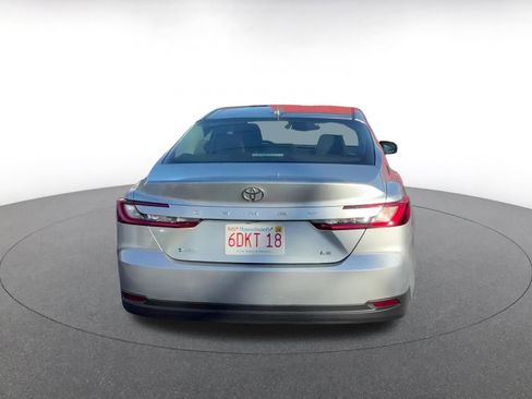 Used 2025 Toyota Camry LE image 11