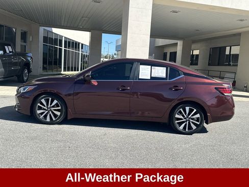 Used 2022 Nissan Sentra SV w/ SV Premium Package image 5