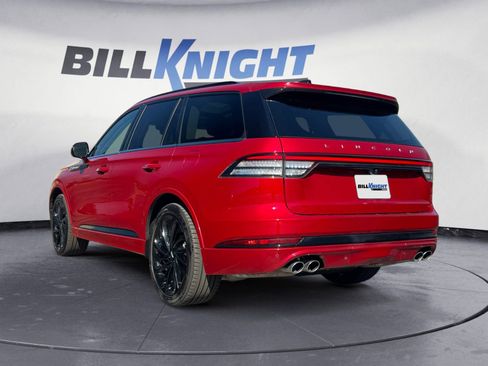 Used 2025 Lincoln Aviator Reserve w/ Equipment Group 201A image 3