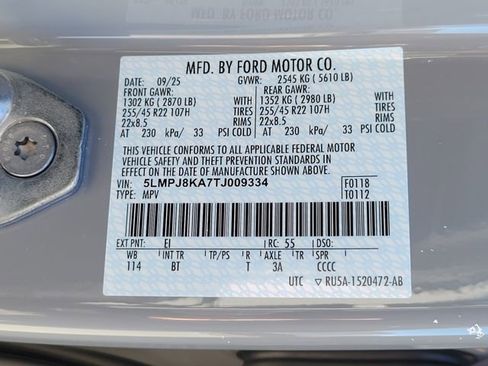 New 2026 Lincoln Nautilus Reserve w/ Jet Appearance Package image 12