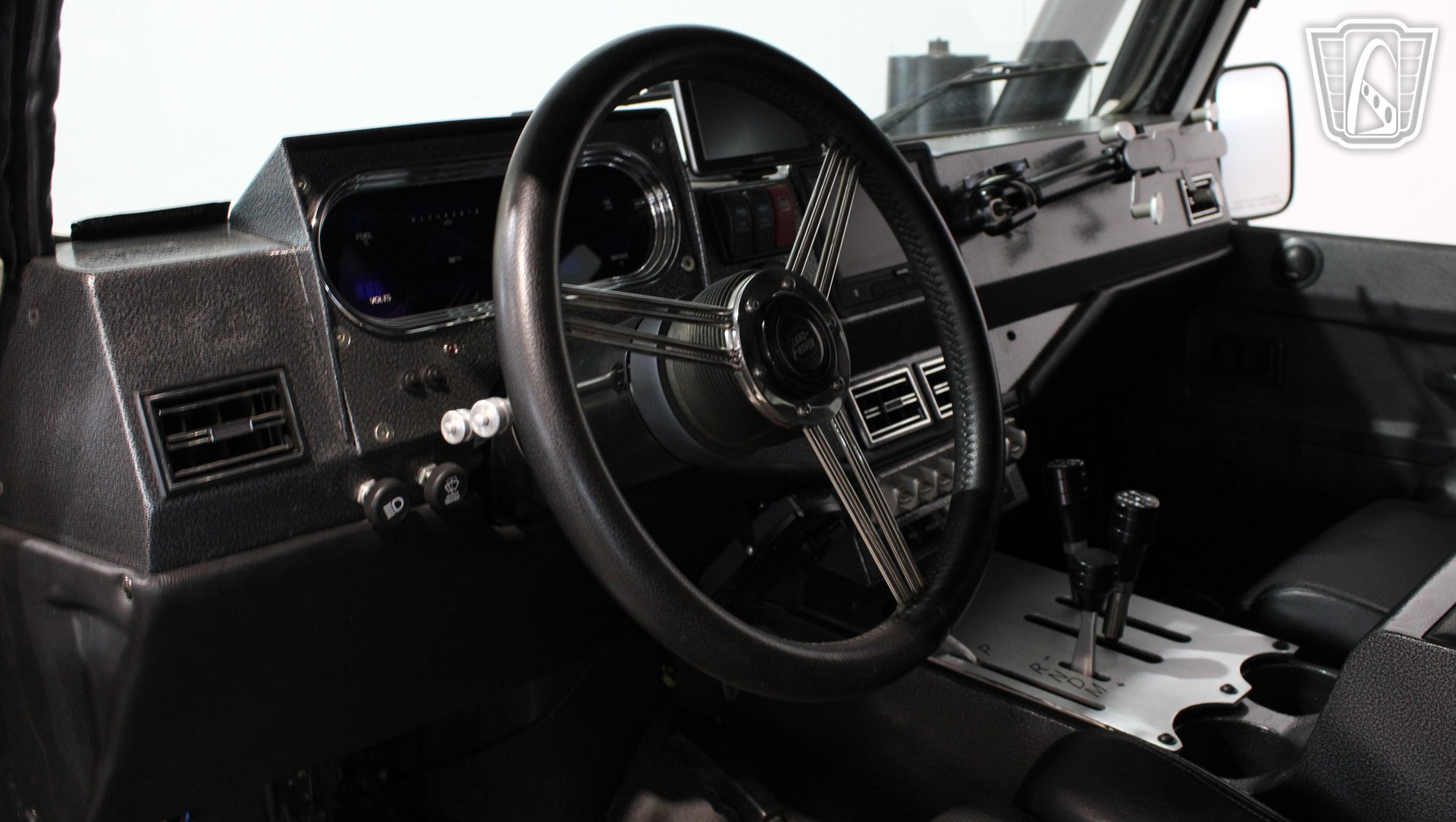 Used 1993 Land Rover Defender 110 AWD/4WD image 8