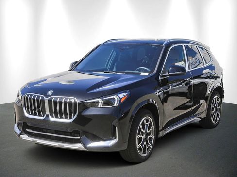 New 2026 BMW X1 xDrive28i w/ Technology Package AWD/4WD image 3