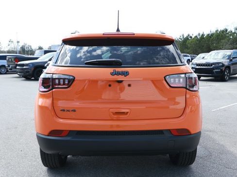 New 2026 Jeep Compass Latitude image 7