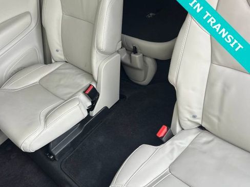 Used 2024 Volvo XC90 T8 Ultimate AWD/4WD image 3