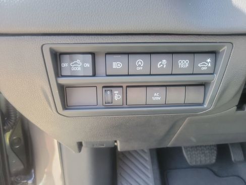 Certified 2026 Toyota Tundra Limited w/ Power Package AWD/4WD image 29