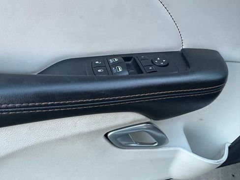 Used 2015 Dodge Challenger SXT Plus w/ Driver Convenience Group image 22