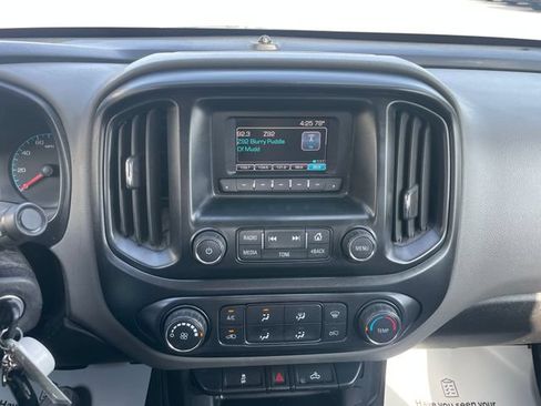 Used 2016 Chevrolet Colorado W/T AWD/4WD image 12