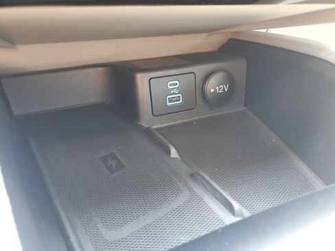 Used 2023 Ford Escape Platinum w/ Premium Technology Package image 33