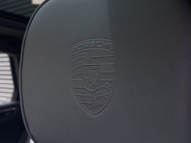 Certified 2026 Porsche Macan Turbo AWD/4WD image 27