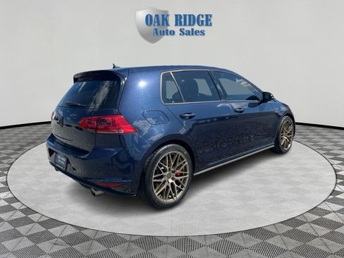Used 2017 Volkswagen GTI SE FWD image 5