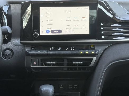Used 2025 Toyota Camry LE FWD image 17