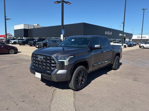 Used 2023 Toyota Tundra Platinum AWD/4WD image 1