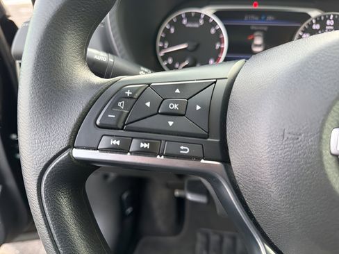 Used 2024 Nissan Sentra SV image 14