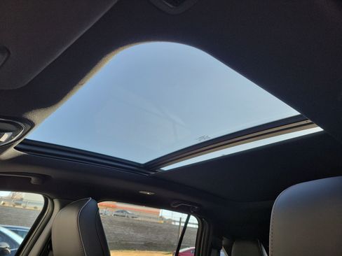 Used 2025 Jeep Wagoneer S Limited image 9