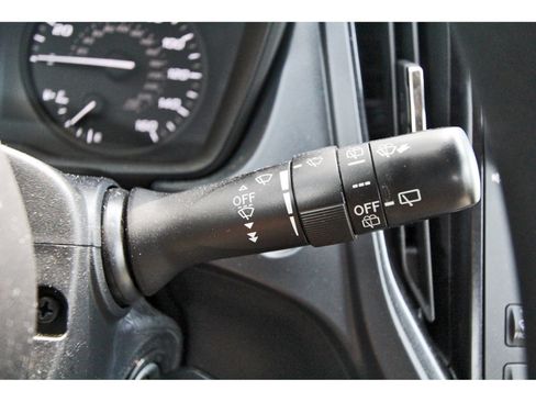 Used 2025 Subaru Forester AWD/4WD image 18
