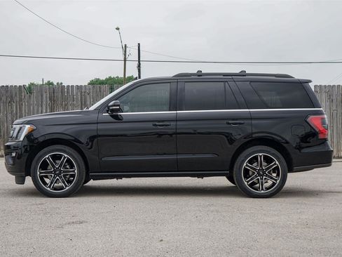 Certified 2021 Ford Expedition Limited RWD image 7