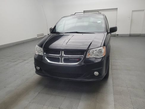 Used 2019 Dodge Grand Caravan SXT FWD image 15
