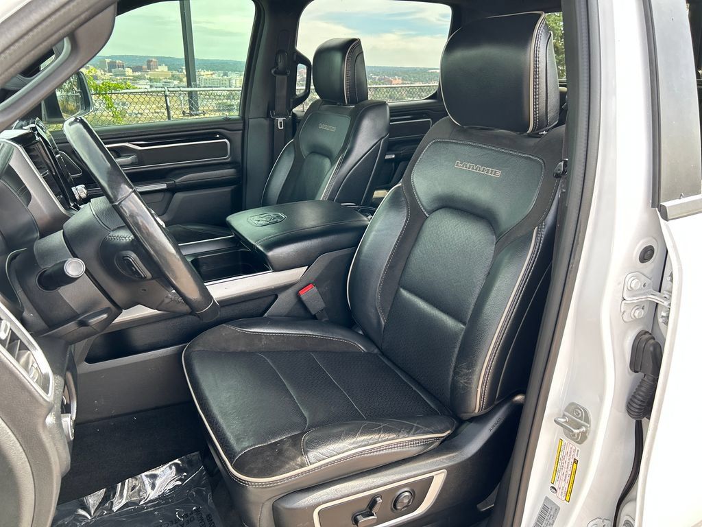 Used 2020 RAM 1500 Laramie AWD/4WD image 17