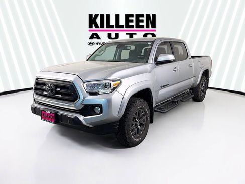 Used 2022 Toyota Tacoma SR5 image 3