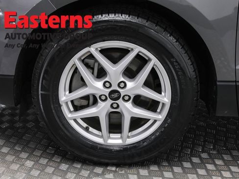 Used 2023 Ford Edge SEL image 32