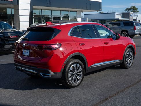 New 2025 Buick Envision Preferred image 3