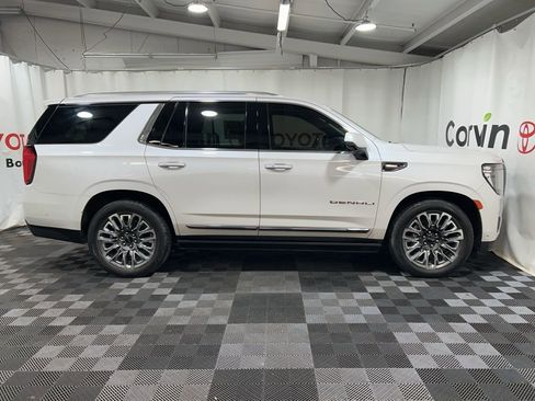 Used 2023 GMC Yukon Denali Ultimate image 7