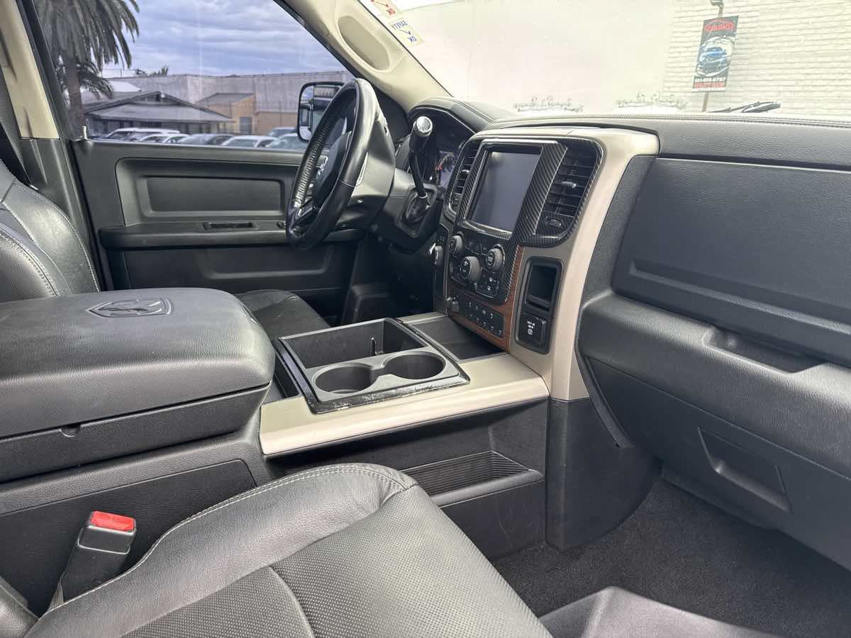 Used 2014 RAM 2500 Laramie w/ Convenience Group AWD/4WD image 16