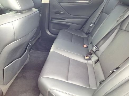 Used 2019 Lexus ES 350 image 13