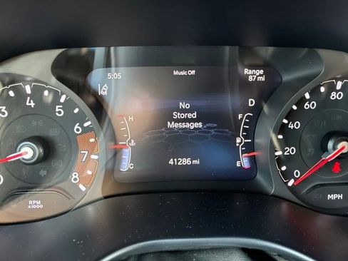 Used 2025 Jeep Compass Trailhawk AWD/4WD image 8