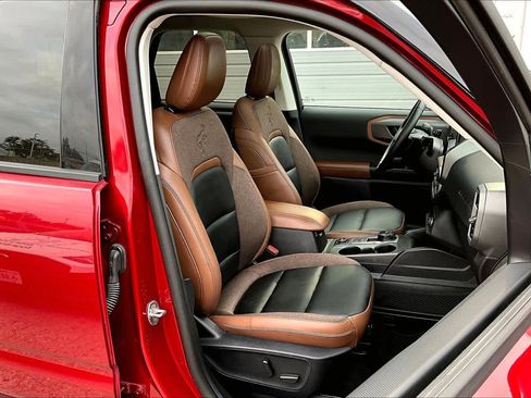 Used 2025 Ford Bronco Sport Outer Banks w/ Outer Banks Tech Package+ image 9