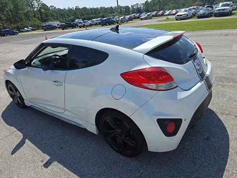 Used 2014 Hyundai Veloster Turbo w/ Turbo Technology Package 04 FWD image 3