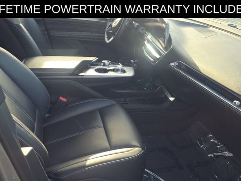 Used 2024 Cadillac Lyriq Tech RWD image 12
