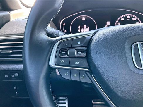Used 2021 Honda Accord Sport image 18