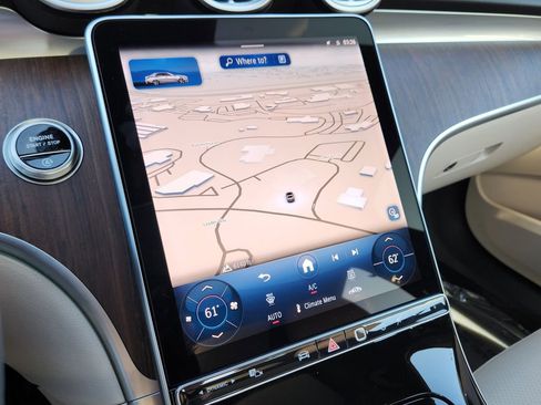 Used 2025 Mercedes-Benz C 300 4MATIC Sedan image 16