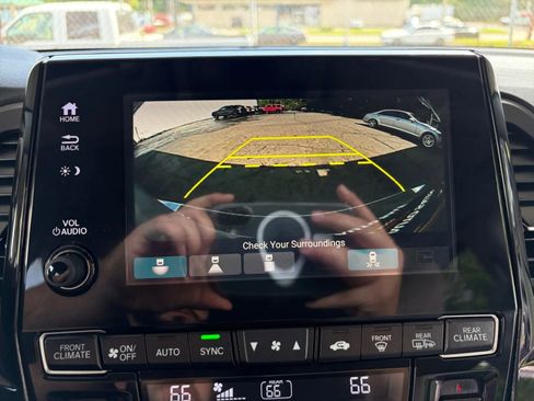 Used 2018 Honda Odyssey Touring image 36