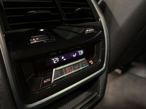 Used 2022 BMW X5 M50i w/ Executive Package image 16