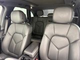 Certified 2024 Porsche Macan image 5