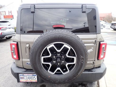 Certified 2025 Ford Bronco Outer Banks image 4