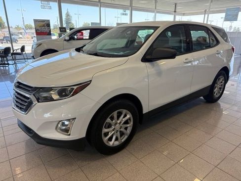 Used 2019 Chevrolet Equinox LS FWD image 6