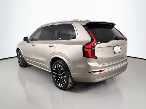 New 2026 Volvo XC90 T8 Plus w/ Protection Package Premier AWD/4WD image 7