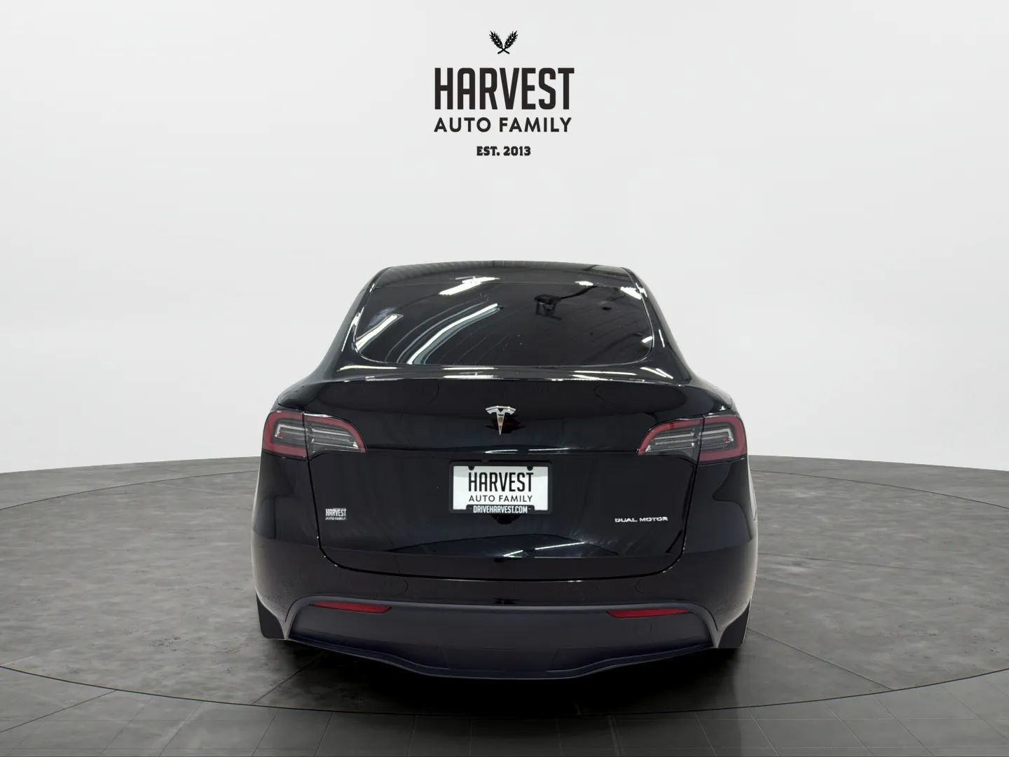 Used 2022 Tesla Model Y Long Range AWD/4WD image 5