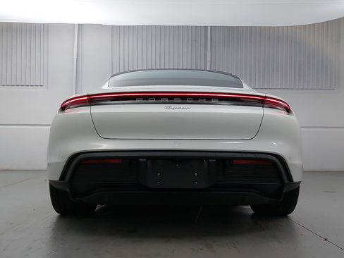 Used 2024 Porsche Taycan w/ Premium Package image 6