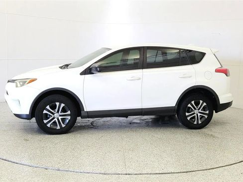 Used 2018 Toyota RAV4 LE w/ All Weather Liner Package AWD/4WD image 4